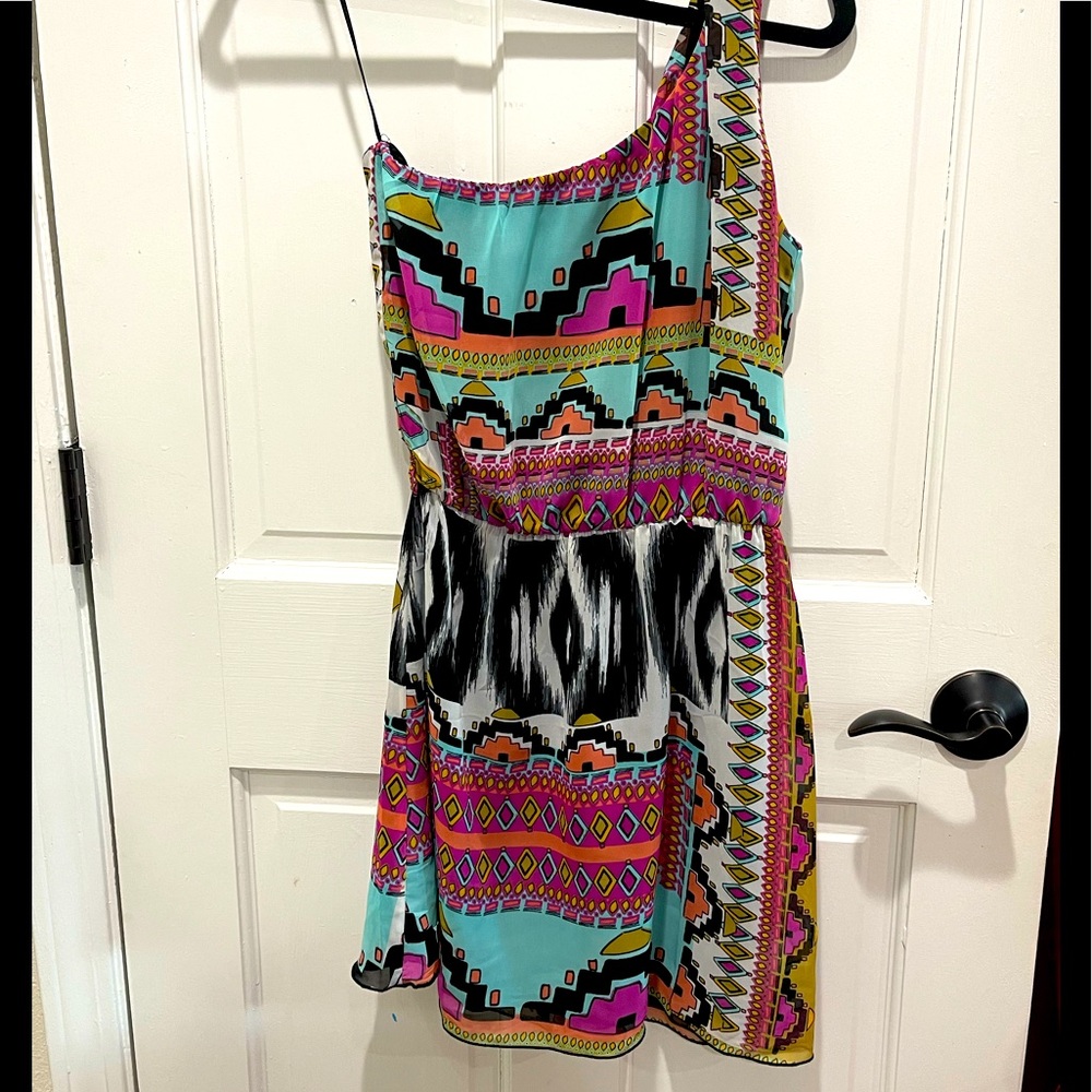 NWT! Adorable one shoulder dress! Never had a chance to wear☹️